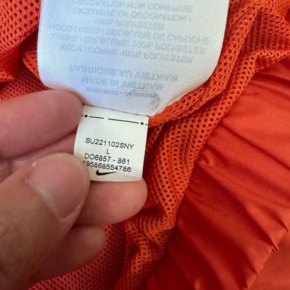 NIKE Girls Circa 72 Windrunner Windbreaker Jacket Orange/Coral DO6857-861 - Picture 10 of 11